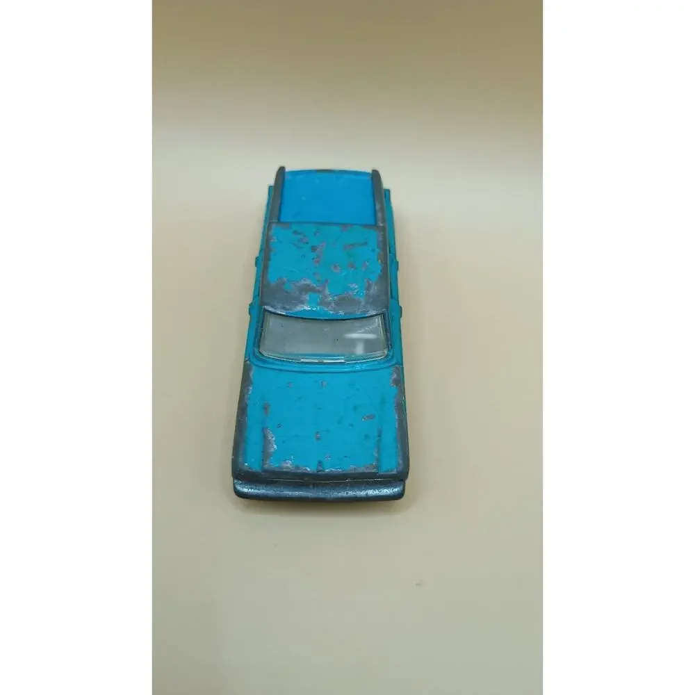 Matchbox Series #42 ~ Studebaker Lark Wagonaire ~ Made in England By Lesley D24